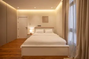 Studio with bedroom, bathroom and self check-in - Image 5