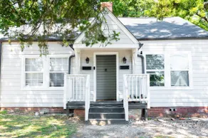 Luxe Gem in the Heart of Durham - Close to Duke! - Image 3