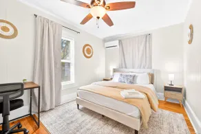 Luxe Gem in the Heart of Durham - Close to Duke! - Image 2