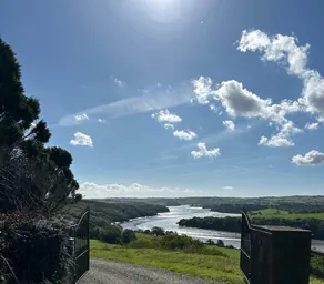 The Waterfront House in Kinsale, hosted by Exquisite Holiday Homes sleeps 19 - Image 5