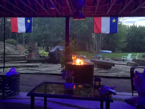 Welcome to your urban escape! with HOT TUB - Image 3