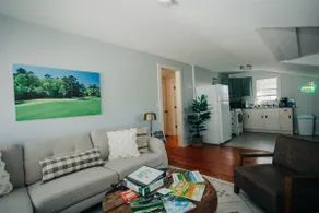 Elegant Masters-Inspired Getaway | Prime Location - Image 4