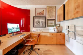 Tasteful, Modern Luxury. Great Location. - Image 2