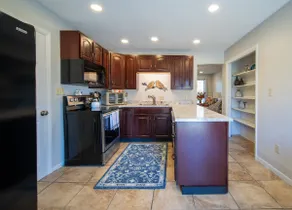 Spacious Home 15 min to Mizzou & Downtown Columbia - Image 5