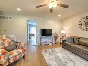 Spacious Home 15 min to Mizzou & Downtown Columbia - Image 4