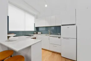 Bondi Beach Designer Studio | Hall St | Superhost - Image 3