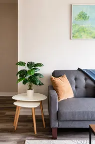 Peaceful 2BR Near UAB, Pool + Free Parking - Image 3