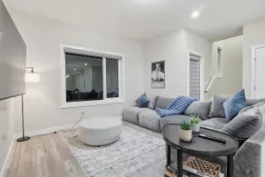 Spacious 5 Bed | 3.5+ Baths | Double Garage - Image 2
