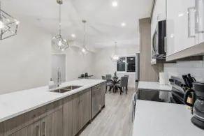 Spacious 5 Bed | 3.5+ Baths | Double Garage - Image 4