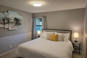 Private 2BR Guesthouse | Full Kitchen | Low Fees - Image 5