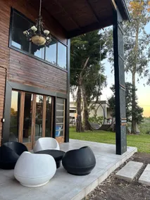 Country house with pool - Image 3