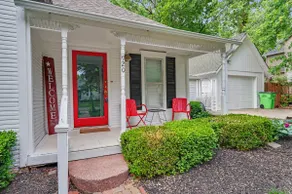 New! Cozy Cottage Just Blocks From Baker Campus - Image 3