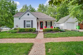 New! Cozy Cottage Just Blocks From Baker Campus - Image 4