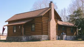Cozy Music City Cabin Retreat - Image 2