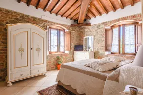 Il Podere - Rustic Charm in Tuscany - Image 5