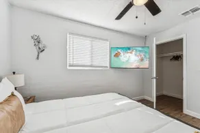 Downtown Chandler Escape – Walkable Location - Image 5
