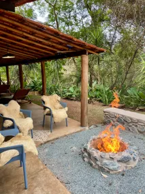 Your retreat with a swimming pool in Rio Acima - Image 4