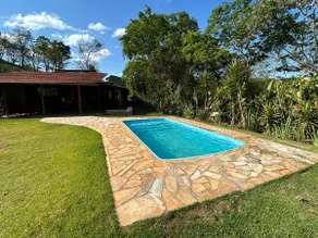 Your retreat with a swimming pool in Rio Acima - Image 2