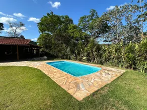 Your retreat with a swimming pool in Rio Acima - Image 2