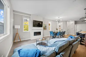 4 Bed | GameRoom | PrivateGarage | Min to Hospital - Image 5