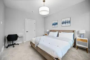 4 Bed | GameRoom | PrivateGarage | Min to Hospital - Image 3