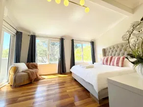 Tranquil Leura 3BDR Unit 3 Minutes to Shops - Image 5