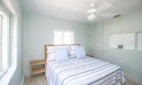 The Hideaway - Less than a block from beach! - Image 5