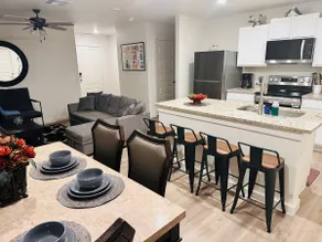 Amazing beauty 6 Beds home with TVs in each room - Image 2