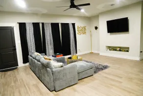 modern houston escape near downtown & med center - Image 4