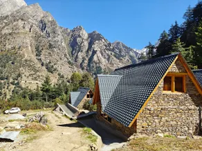 Superior Duplex Cottage | Shepherds Lore Resort - Image 4