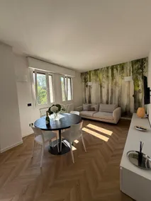 Prestigious apartment in the center of Pordenone. - Image 2