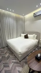 Modern Studio | w/60TV & Self Entry (109)دخول الان - Image 5