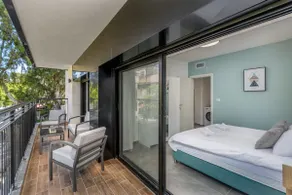 Luxurious 3Bedroom Apartment Emek Refaim Jerusalem - Image 5