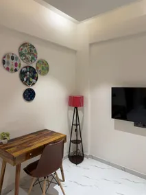 Brune: Private 1Bhk Apt near Apollo Hospital - Image 4