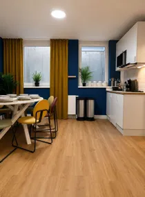 Stylish Souterrain Apartment in City Center - Image 3
