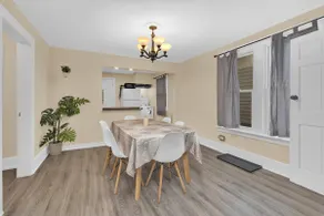 Charming 3-bdr Getaway|Little Italy| Free Parking - Image 3