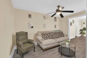 Charming 3-bdr Getaway|Little Italy| Free Parking - Image 4