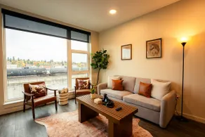 Heart of Downtown Apt with City View, Walkable to HotSpots - Image 2