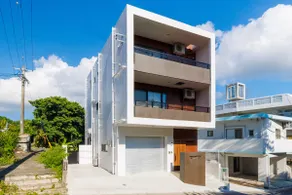 4 minutes by car to American Village Free parking included Accommodates up to 16 people Spacious house tocoa - Image 5