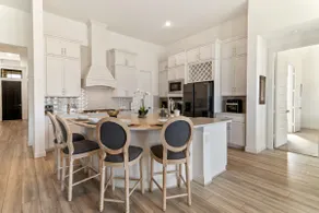 Katy/Houston Getaway | 5 Beds • 2 Baths • Lakeview - Image 5