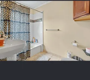 Historic Charm, Modern Access - Image 3