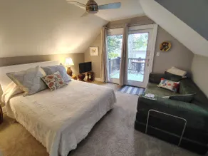 Private Suite on Wooded Lot Great Central Location - Image 2