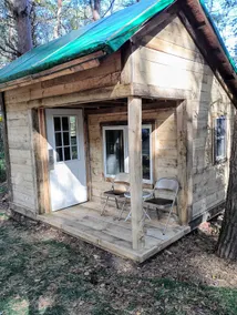 Rustic cabin, quite get away, or hunting Basecamp - Image 5