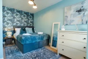 The Tudor Escape - 3 Bedroom House in Canterbury City Centre with Parking - Image 3