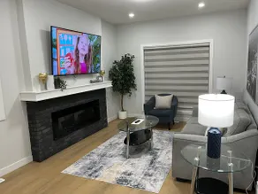 The Rochellee | Modern 3BR Luxe Stay in Rosewood - Image 3