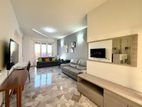 Fiera-Milan Area Three-Room Apartment with a View - Image 5