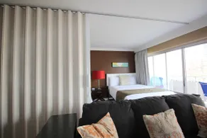 Waikiki - Resort amenities, walk to the beach! - Image 4