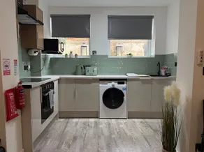 Brand new modern, quirky and stylish studio apartment - Image 4