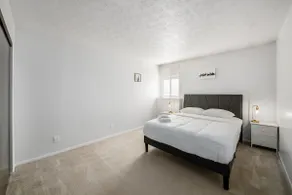 Modern Nest in the Capital! - Image 3