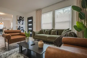 Chic Home Near Downtown Atlanta - Image 3